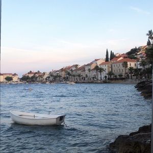 Meet your Posher, Roberta